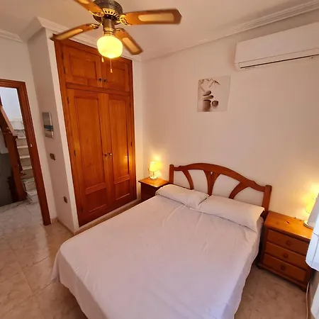 Semesterbostad Schoenes Casa Juan Mit Pool